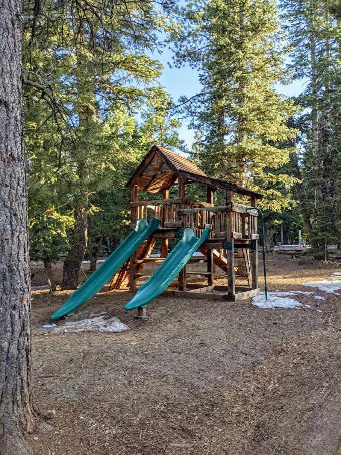 Duck Creek Village Pinewoods Resort And Rv Park מראה חיצוני תמונה